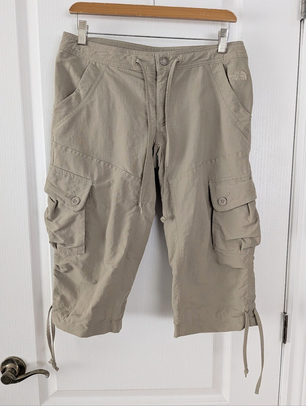 The North Face Khaki Nylon Hiking Capris Pants beige size 8